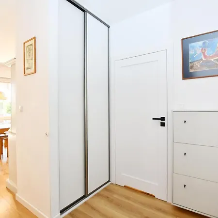 Bocianie Gniazdo Z Ogrodkiem I Garazem דירה קולובז'ג