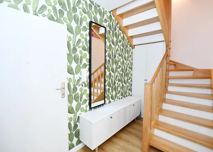 Bocianie Gniazdo Z Ogródkiem I Garażem * Kołobrzeg