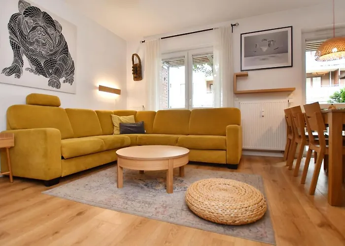 Bocianie Gniazdo Z Ogródkiem I Garażem Apartament